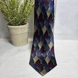 COCKTAIL COLORS GEOMETRIC DIAMOND BLOCK GOLD GREEN BLUES MENS TIE SILK